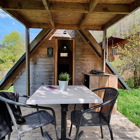 Camping Les Vernieres La Bourboule Sancy Dış mekan fotoğraf