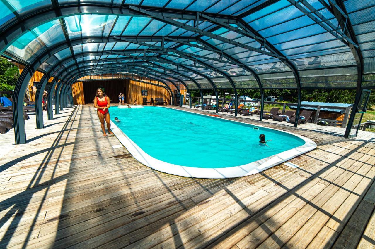 Camping Les Vernieres La Bourboule Sancy Dış mekan fotoğraf