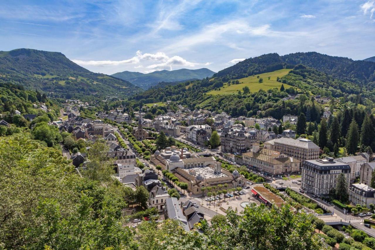 Camping Les Vernieres La Bourboule Sancy Dış mekan fotoğraf