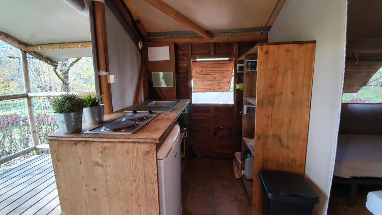 Camping Les Vernieres La Bourboule Sancy Dış mekan fotoğraf